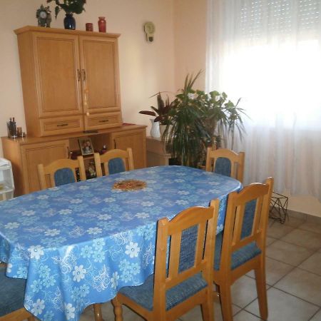 Tuenderkert Apartmanok Hajdúszoboszló Екстериор снимка